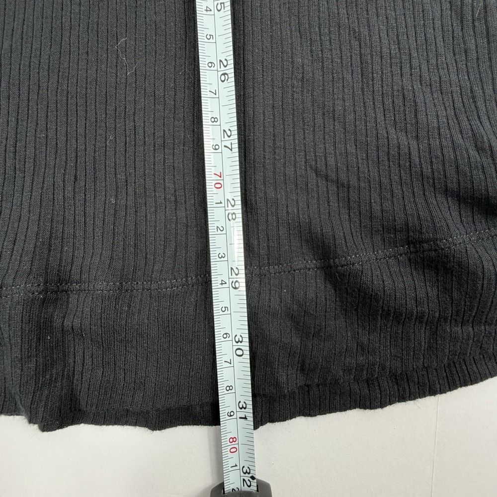 CAbi Ribbed Racerback Tank Top Black Size Medium Sleeveless Stretch Women's FLAW - Picture 5 of 5